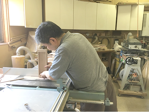 KIFUTOシリーズのすべての商品は、福岡県内の工房で一つ一つ手作りで丁寧に作っております。